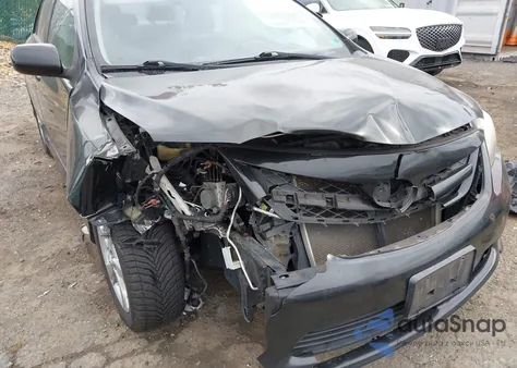 2013 Toyota Corolla S z USA, uszkodzony, nr VIN 2T1BU4EE6DC047165